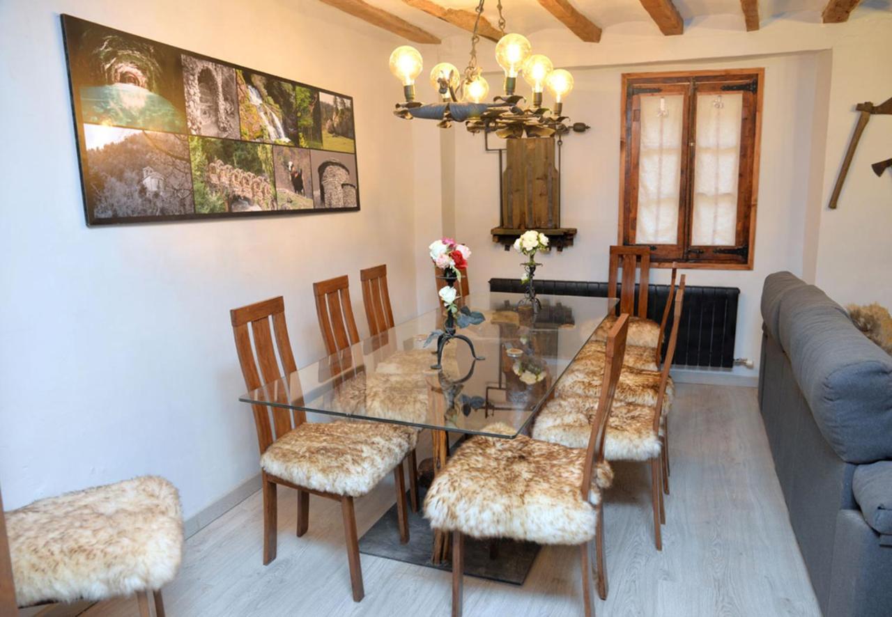 ラ・ポブラ・ダ・リリェートTriplex Rustico-Moderno Hasta 18 Plazas - Pobla De Lilletアパートメント エクステリア 写真