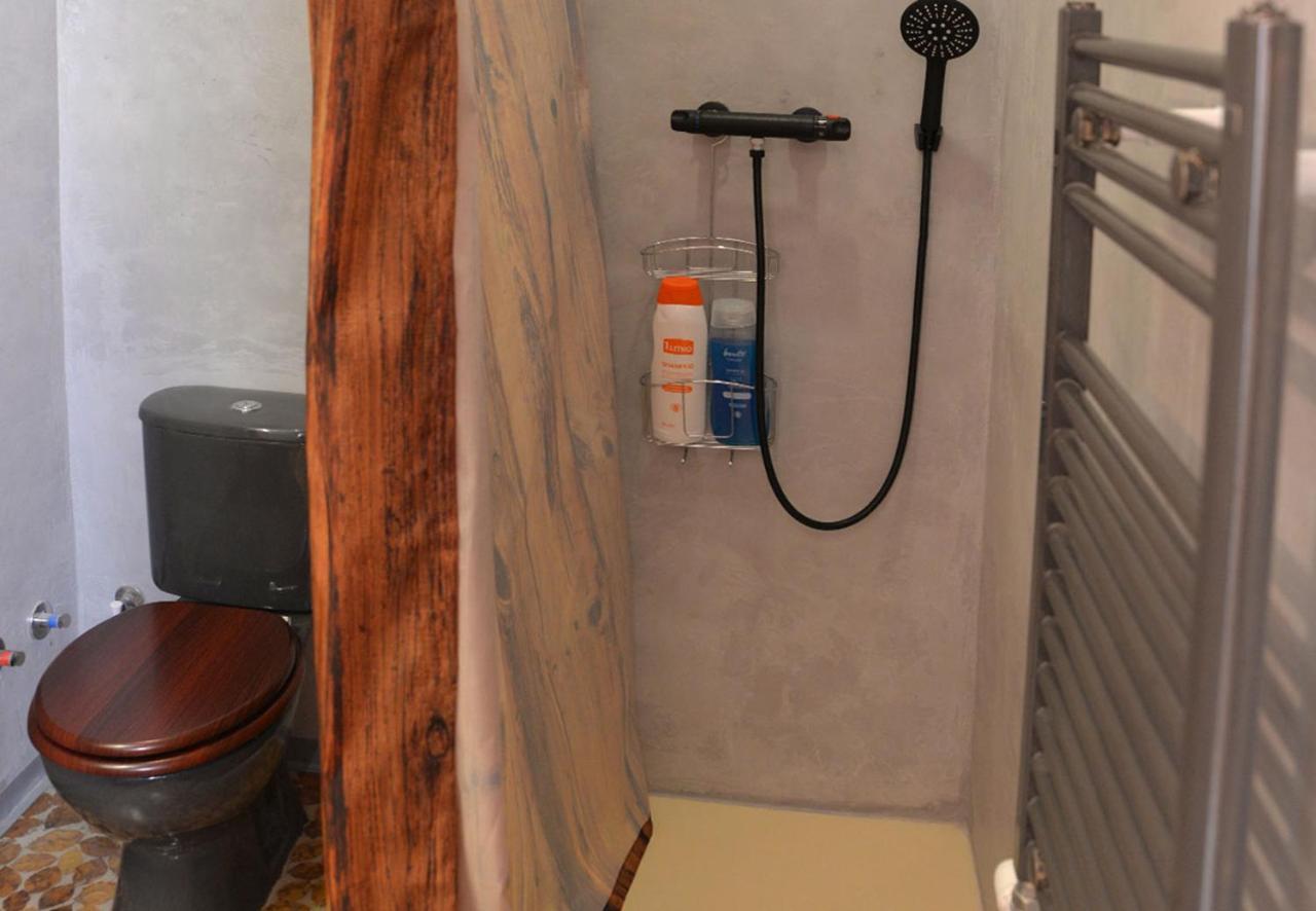 ラ・ポブラ・ダ・リリェートTriplex Rustico-Moderno Hasta 18 Plazas - Pobla De Lilletアパートメント エクステリア 写真